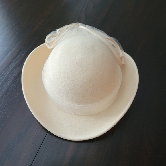 Cream Color Designer Hat Size 7 main image 4